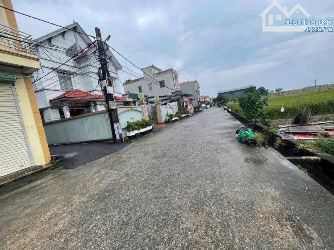 📣Siêu phẩm 69,8m Sơn du-Nguyên Khê-Đông Anh Hà Nội  👉mặt tiền: 4,33 - nở hậu: 4,35m - 2