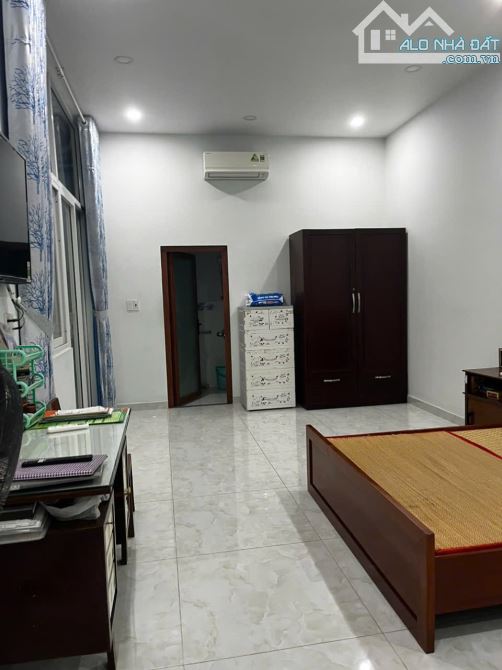 👉CHỦ BÁN GẤP ĐI ĐỊNH CƯ MỸ NHÀ ĐẸP DT 100M2, NỞ HẬU, 5 TẦNG, THANG MÁY XỊN. - 2