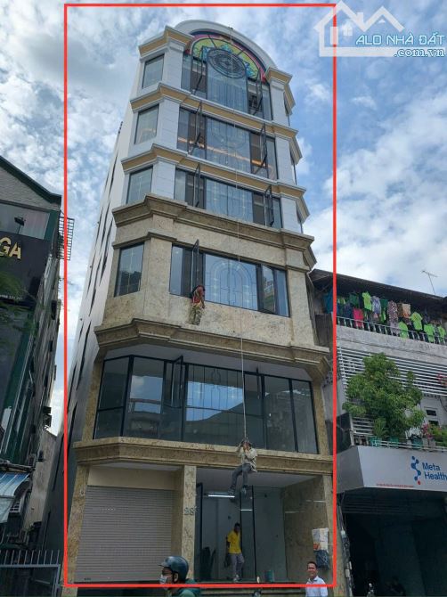 Cho thuê tòa nhà Góc 2MT 28 Nguyễn Hữu Cầu, Q1. Dt: 8x20m, Kc: hầm 8 tầng TM - 2