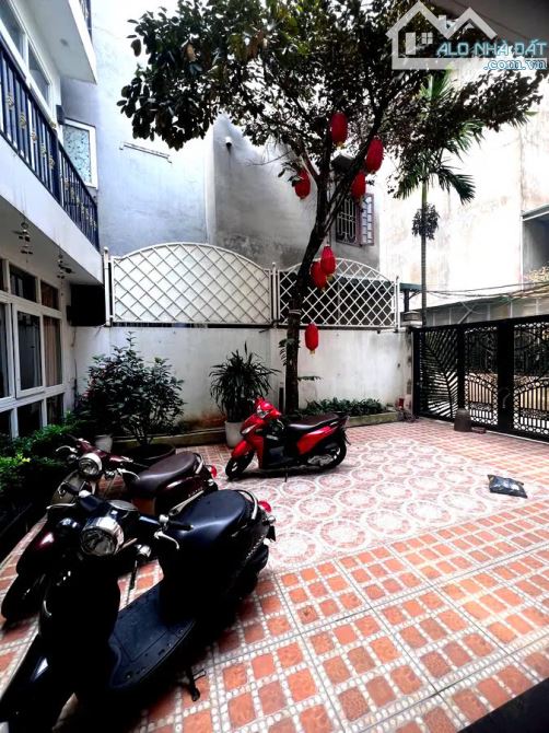 NGỌC HÀ, BA ĐÌNH, 116M2 5 TẦNG MT 7M GIÁ 28,5 TỶ- MẶT NGÕ- NHÀ ĐẠO DIỄN NỔI TIẾNG- TRUNG - 2