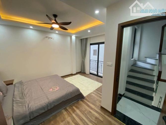 Bán nhà Mễ Trì 31m2 5 tầng full nội thất, gần oto, khu đô thị nhỉnh 6 tỷ - 3