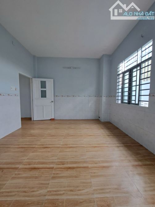 BÁN NHÀ SHR DT 117M2 GIÁ 2 TỶ 600 TRIỆU TẠI 826C ĐƯỜNG LÊ VĂN LƯƠNG. - 3