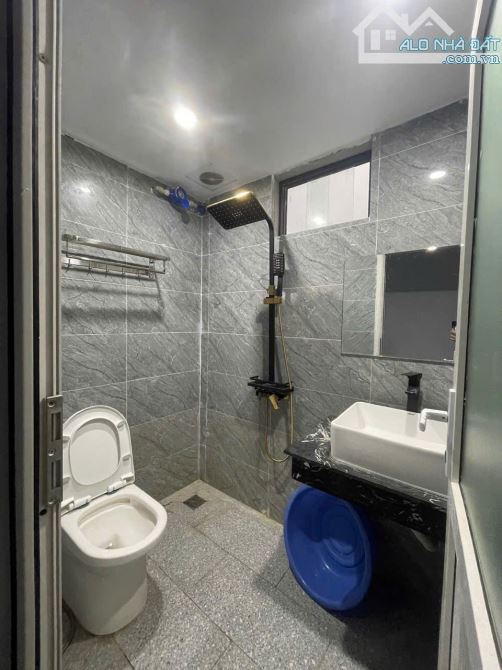 Bán Nhà Khương Trung 48,8m² x 5 tầng 9,2 tỷ nhà dân xây KCBT chắc chắn.Ô tô đỗ gần. - 3