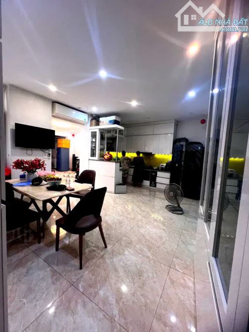 NGỌC HÀ, BA ĐÌNH, 116M2 5 TẦNG MT 7M GIÁ 28,5 TỶ- MẶT NGÕ- NHÀ ĐẠO DIỄN NỔI TIẾNG- TRUNG - 3