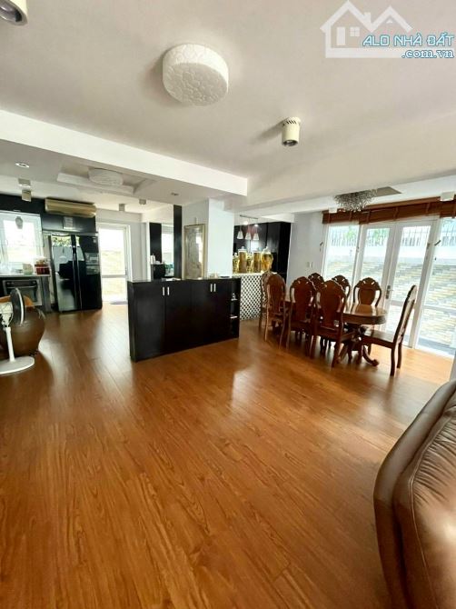 Bán Gấp Căn Biệt Thự - full nội thất - KDC Phú Thuận - DT: 220.5m2 Ngay Trường Canada - 4