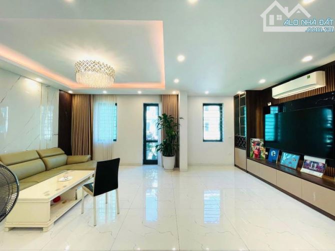 BÁN LIỀN KỀ VLUCXURY KIẾN HƯNG 75M - 5T  THANG MÁY GIÁ HƠN 17 TỶ  - NHÀ ĐẸP FUN NỘI THẤT . - 4
