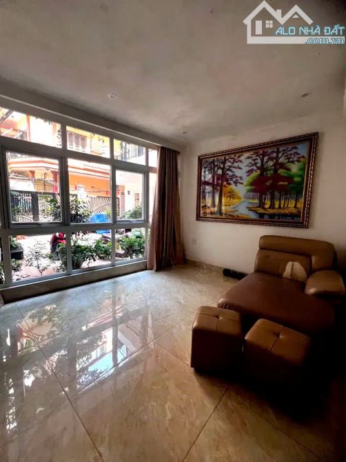 NGỌC HÀ, BA ĐÌNH, 116M2 5 TẦNG MT 7M GIÁ 28,5 TỶ- MẶT NGÕ- NHÀ ĐẠO DIỄN NỔI TIẾNG- TRUNG - 4