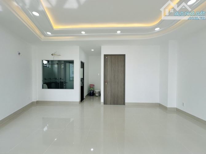 CHỈ 7.9 TỶ - HẺM Ô TÔ - NHÀ 4 TẦNG - 4PN - 38M² (5x6.5) - HOÀNG HOA THÁM, P5, BÌNH THẠNH - 7