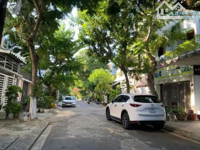 BÁN LÔ ĐẤT ĐẦU TUYẾN SƠN TRÀ DT 90M NGANG 5M
