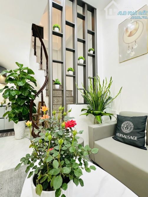 NHÀ ĐẸP ĐỐNG ĐA 5 TẦNG - 3NGỦ - GIÁ CHỈ 4.798 TỶ - ĐẦU TƯ HAY AN CƯ