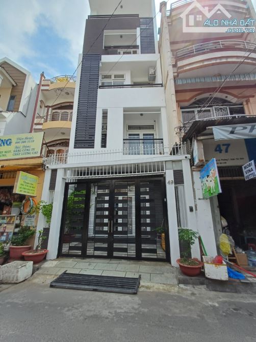 THẬT 100% HIẾM 12.6 tỷ hẻm 6m HOA LAN 4 Lầu. 4x16m. CN: 64m2, P.2 Q.PN