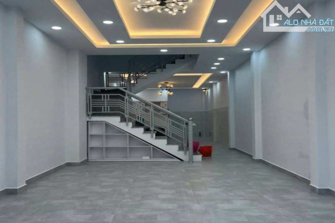 Bán nhà hẻm xe hơi, Nguyễn Duy Cung, Gò Vấp, 4m x 20.5m, 82 m², 3 tầng - Giá 9.5 tỷ TL
