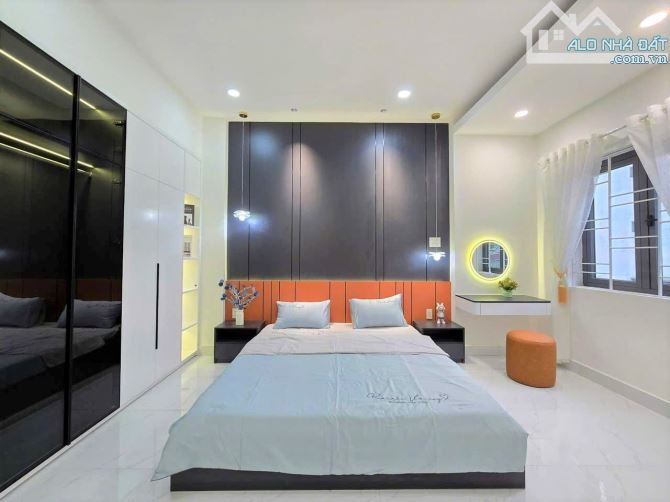 HOÀ MINH MUA Ở NGAY RẺ NHẤT 3 tầng 3 mê HOÀ MINH 1 ngay BIỂN - 1