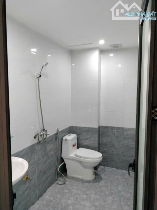 BÁN NHÀ MỚI QUỲNH ĐÔ, THANH TRÌ, 65M2 4 TẦNG, NGÕ NÔNG GẦN Ô TÔ, GIÁ HƠN 5 TỶ - 1