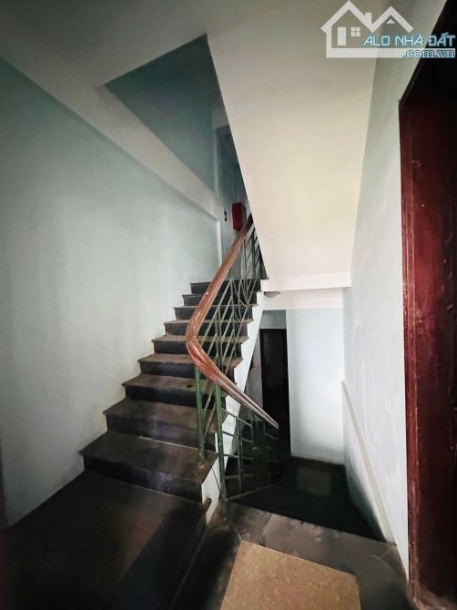 BÁN NHÀ 5 TẦNG 170M2  MẶT TIỀN NGUYỄN SINH CUNG ĐANG CÓ 20 PHÒNG CHO THUÊ 40TR/THÁNG - 4