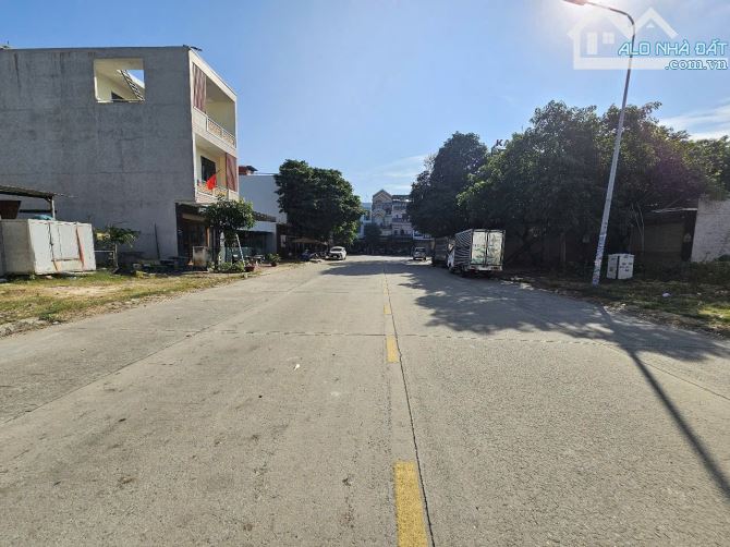 Đất mặt tiền kinh doanh gần ngã tư 550, 95m2 ngang 5x19m full thổ cư, 1956 Dĩ An - 2