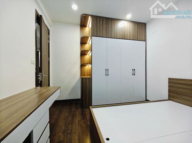 ( DUY NHẤT 1 CĂN) CĂN HỘ 3PN/72M2 Ở TP GIAO LƯU, VỚI NỘI THẤT ĐẦY ĐỦ. CHỈ NHỈNH 4 TỶ. - 2