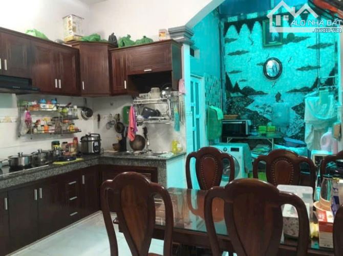 HẺM 5M - LÊ THỊ RIÊNG - NGAY UBND QUẬN 12 - 4 TẦNG - 68M2 - GIÁ 6TỶ1 - 3