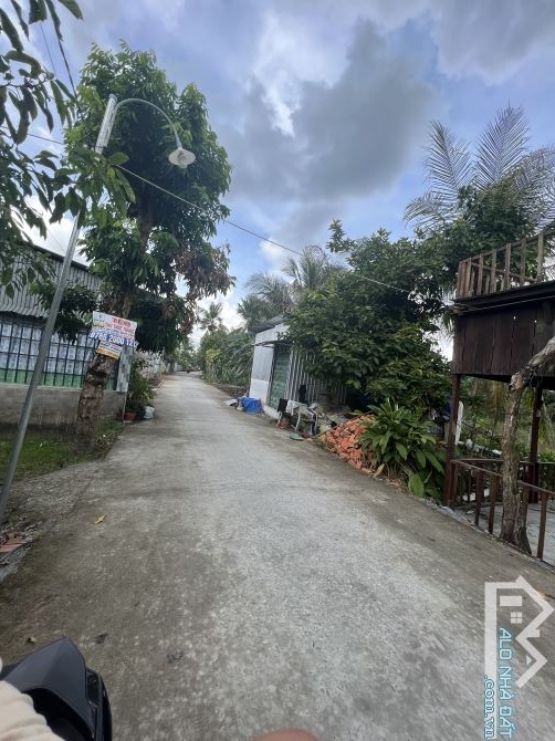 GẦN 2 CÔNG ĐẤT LỘ OTO VIEW SÔNG,CÁCH CHỢ 1,5Km GIÁ CHỈ 2,3TỶ - 4