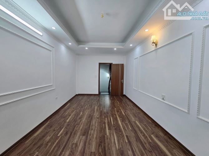 Sốc nhiệt! Tôn đức thắng, xây mới giá rẻ 40m^5T, ngõ thông thoáng,kdoanh - 5