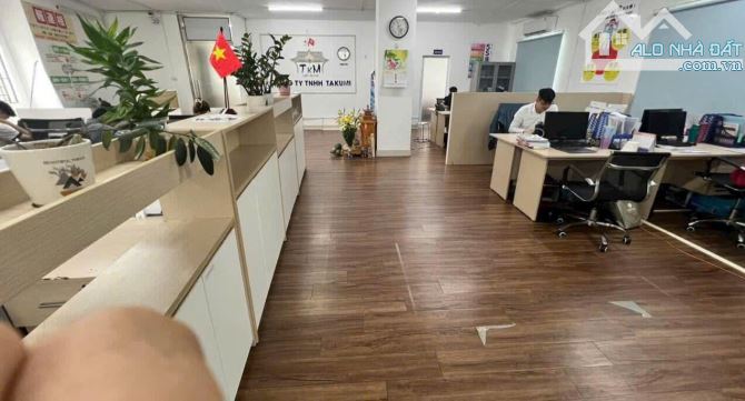Cho thuê văn phòng 25m 4 triệu. 95m 12 triệu. Tòa nhà văn phòng Phố Lương Đình Của - 5