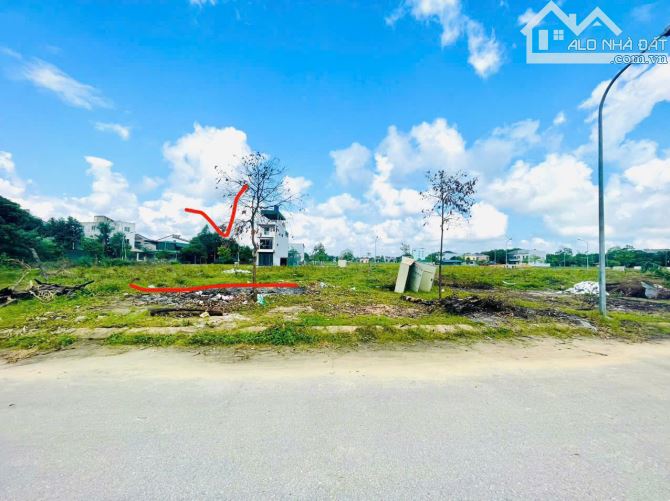 Bán lô 89m2 mặt đường 35m, khu đấu giá X5 Nghi Phú, TP Vinh