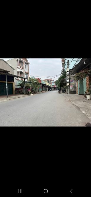 Vô cùng cần bán nhà 3 tầng trước Tết Hương Mạc Từ Sơn DT 156 m² MT 9.5m đg ô tô tránh c