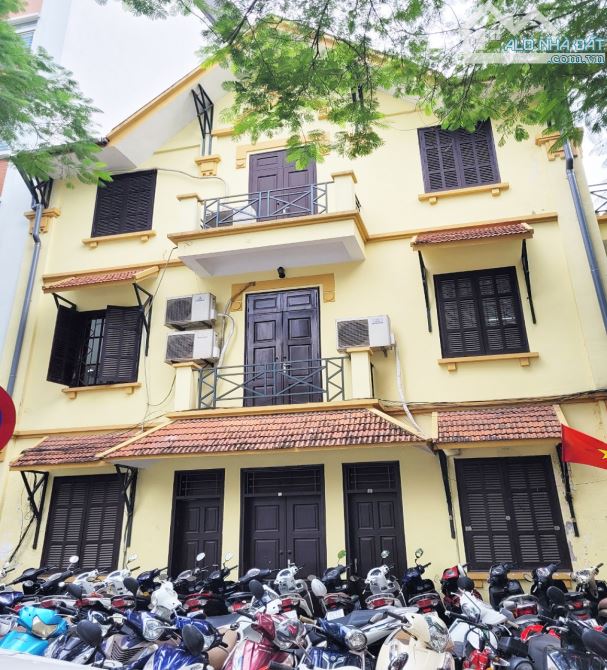Bán Nhà Mặt Phố Nguyễn Ngọc Nại, Thanh Xuân DT 268m2x4T MT:10,1m, Giá Rẻ.