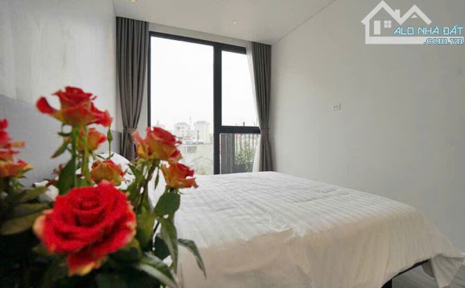 Cho thuê CHDV Phố Trịnh Công Sơn 1n1k 60m2, full đồ, thang máy, có ban công, giá 12 triệu - 12