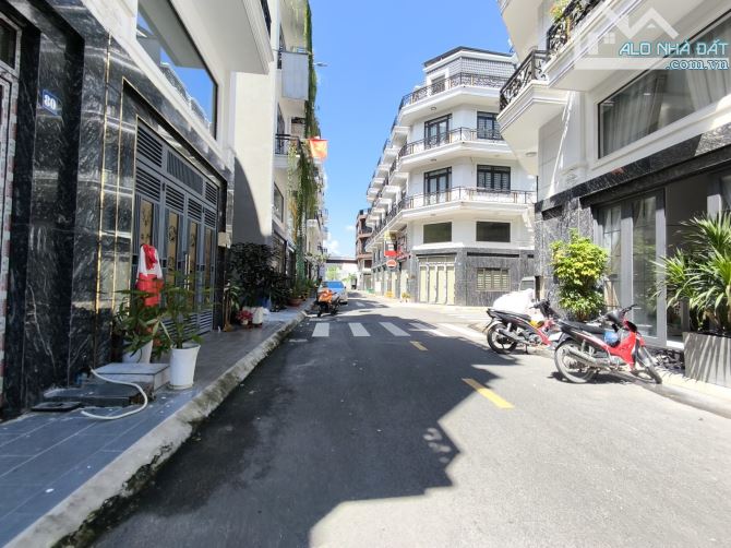 KPL ĐỒNG BỘ - TX38 - Q12 - 4PN - ĐƯỜNG 8M VỈA HÈ - 5 TẦNG - 4x15 - 60m2 - GIÁ 4.6 TỶ - 2