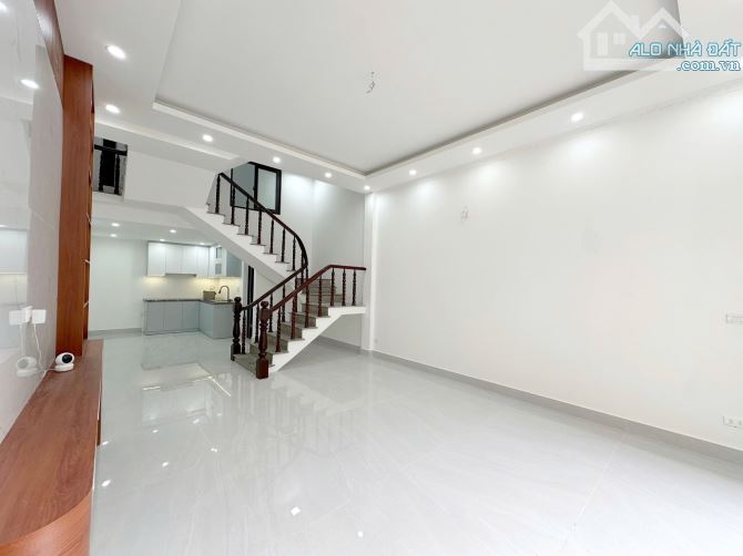 Bán Nhà 3,5 tầng Trại Lẻ,Lê Chân.48,6m2.Mặt tiền 4,5m.Ngõ Nông.Giá chỉ 3,08 tỷ - 2