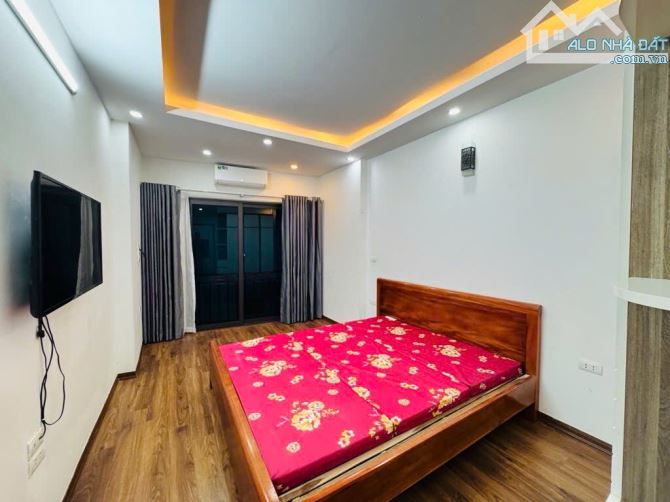 BÁN NHÀ ĐƯỜNG HOÀNG MAI, 30 M2, 5 TẦNG,MT 3.2 M . GIÁ 5.75 TỶ. TIỆN ÍCH NGẬP TRÀN. - 2