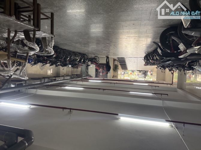 Bán tòa nhà Văn Phòng mặt phố Vọng DT 360m2*10 tầng* MT 13.5m, Giá 120 tỷ - 2