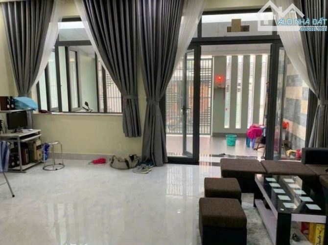 Bán nhà xinh - 140m2 - hẻm ô tô tránh - ngay Hoàng Diệu 2 - Chỉ 10 tỷ hơn - 3