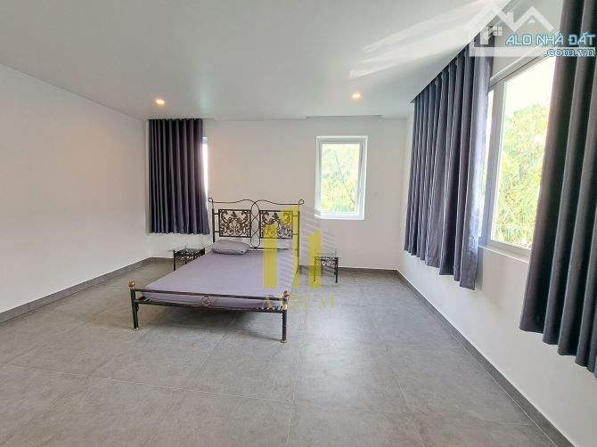 BIỆT THỰ TRẦN NÃO 400M2 PHONG CÁCH HIỆN ĐẠI - HỒ BƠI SÂN VƯỜN - 3