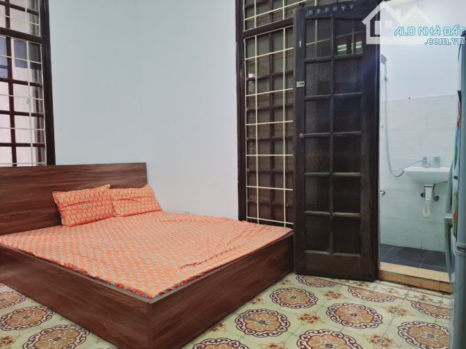 CHO THUÊ CĂN HỘ DỊCH VỤ FULL NỘI THẤT TẠI NGUYỄN VĂN CỪ - 3