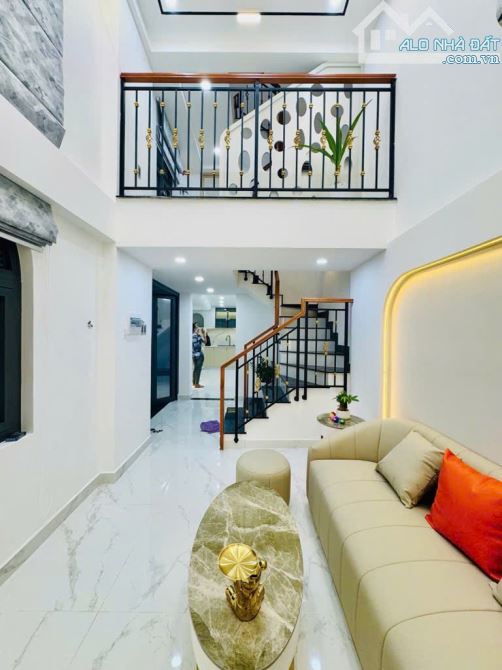 🏡NHÀ CAO TẦNG KHU PHAN XÍCH LONG PHÚ NHUẬN - 5TẦNG - 35M2 - 6T9 TL - 3