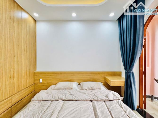 Nhà đẹp Bình Thạnh, hẻm xe hơi 3 tầng, 3 phòng ngủ, 40m2 chỉ nhỉnh 5 tỷ - 4