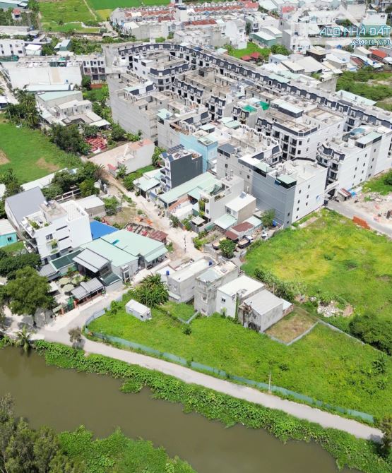 KPL ĐỒNG BỘ - TX38 - Q12 - 4PN - ĐƯỜNG 8M VỈA HÈ - 5 TẦNG - 4x15 - 60m2 - GIÁ 4.6 TỶ - 5
