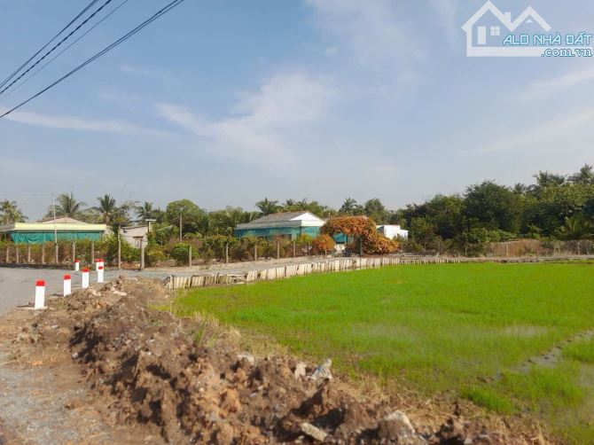 Chủ ngộp, 182m2 đất thổ cư 6x 30m, đường ô tô nguyễn văn mỹ, 575 tr - 5