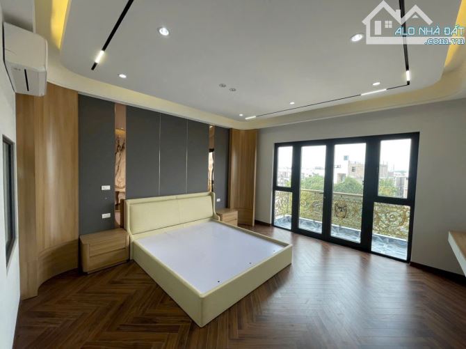 Bán nhà phân lô Tư Đình - sát khu biệt thự Minh Tâm: 60m2 x 8 tầng, gara 2 ô tô, thang máy - 6