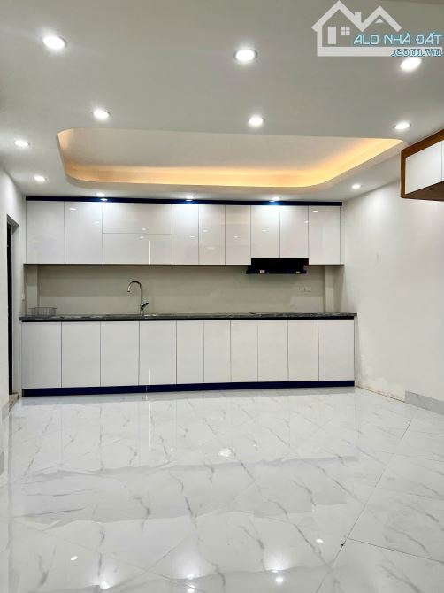 Bán nhà Ngọc Thụy, ngay Khai Sơn Hill, 45m2, 5 tầng, mt 4m, 6.8 tỷ, về ở ngay - 8