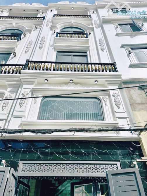 NGAY LÊ VĂN QUỚI-  51M2 .5TẦNG .HẺM Ô TÔ 6M-SIÊU PHẨM ĐẸP MÊ LY -NGANG 4.3M- KHÔNG LỘ GIỚI