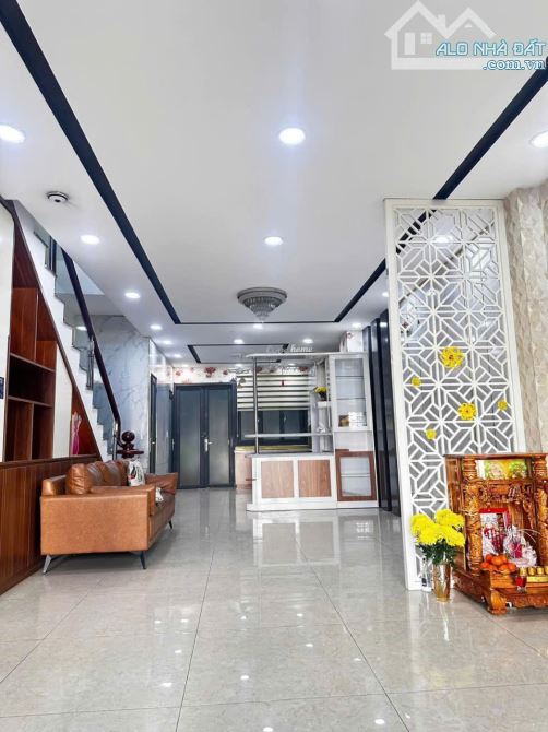 BÁN GẤP NHÀ PHỐ KDC SUNSHINE, TAM HIỆP, BIÊN HÒA DTSD 200m2,chỉ 6ty5