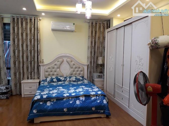 Bán nhà Thái Hà quận Đống Đa 22m2, 4 tầng === GẦN Ô TÔ, NHÀ MỚI ĐẸP - Giá bán gấp 5.5 tỷ