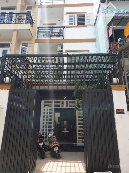 Nhà Dương Quảng Hàm, P. 5, GV. Phía sau TTTM Vincom PVT. Trệt 3 lầu (4,5m x 20m) giá: 9,4t