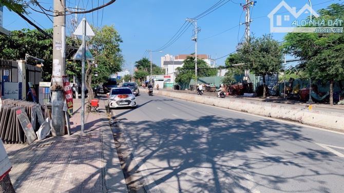 Đất đẹp mặt tiền kinh doanh đường Huỳnh Tấn Phát Nhà Bè, 97m2 ngang 5.5x20.5m chỉ 7.7 tỷ