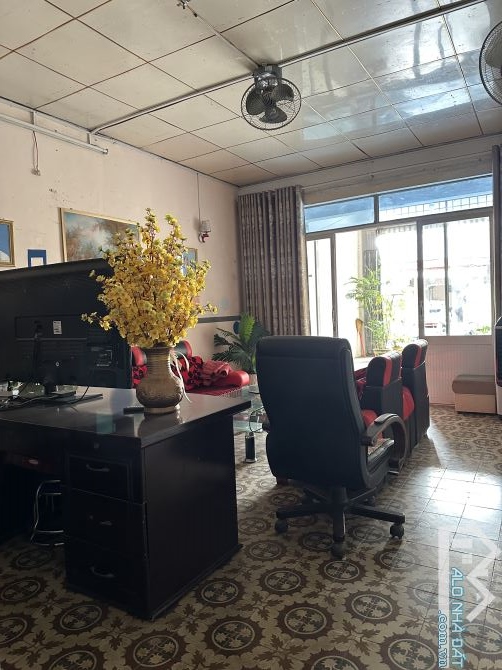 Bán nhà mặt tiền đường Quang Trung gần chợ lớn Buôn Ma Thuột 6.8 tỷ - 1