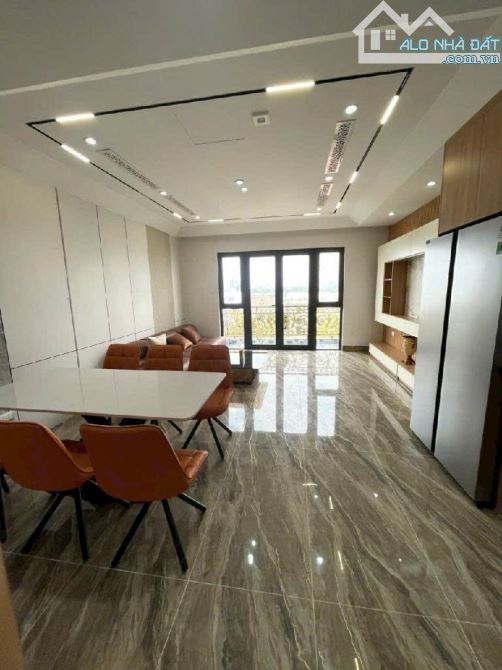 SIÊU PHẨM TƯ ĐÌNH LONG BIÊN  DT 57m² 8T MT 4.8m GARA ÔTÔ THANG MÁY KINH DOANH VỈA HÈ ÔTÔ T - 2