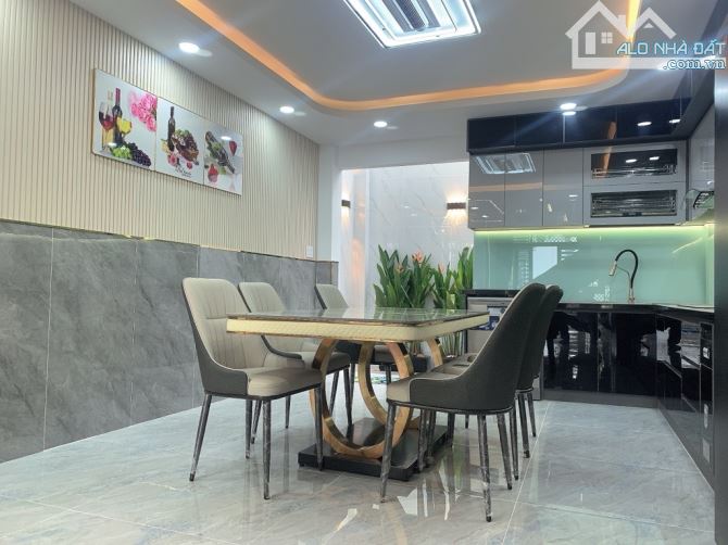 Khu Vip Thống Nhất Cityland  Phan Văn Trị, P11 Gò Vấp, hxh 4 x 19 x 4 tầng, chỉ :7.x tỷ - 2